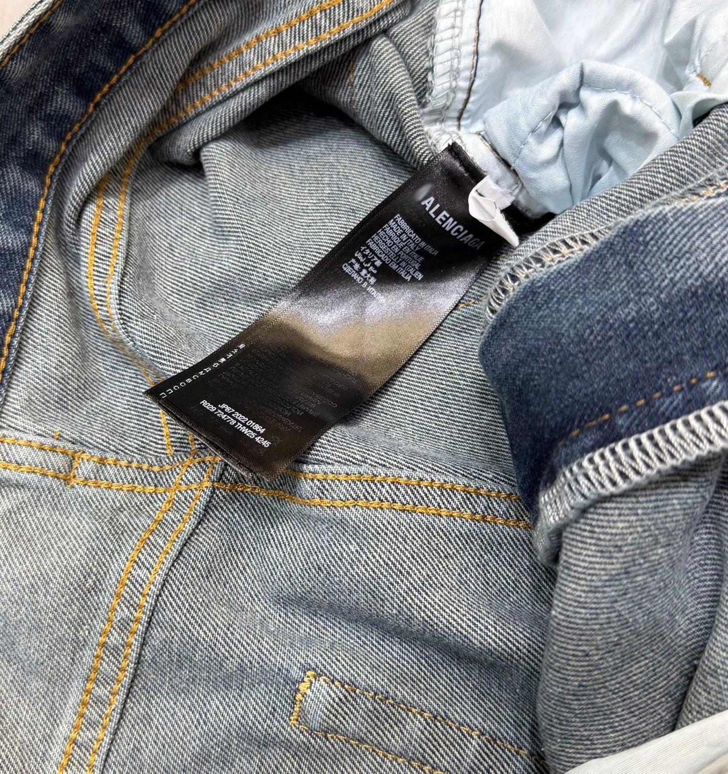 2025ssNew Loose Fit Jeans