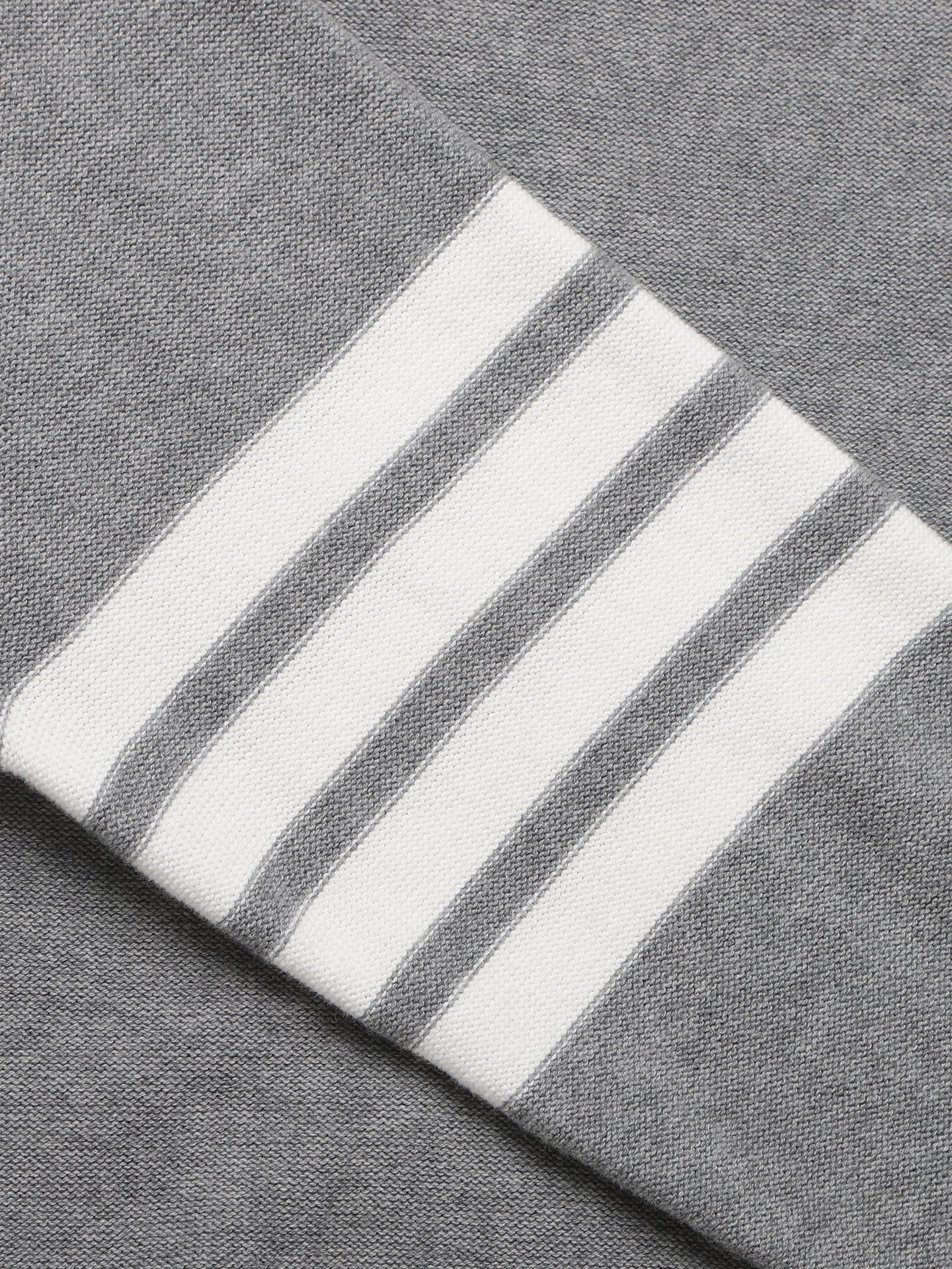 THOM 2025ss Puppy Sweater