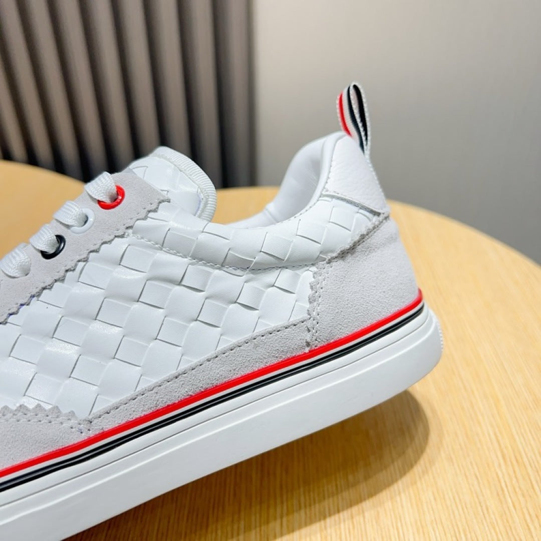 THOM 2025ss Leather sneakers