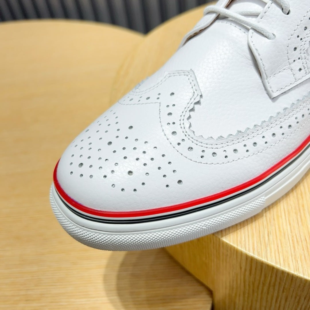 THOM 2025ss Leather sneakers