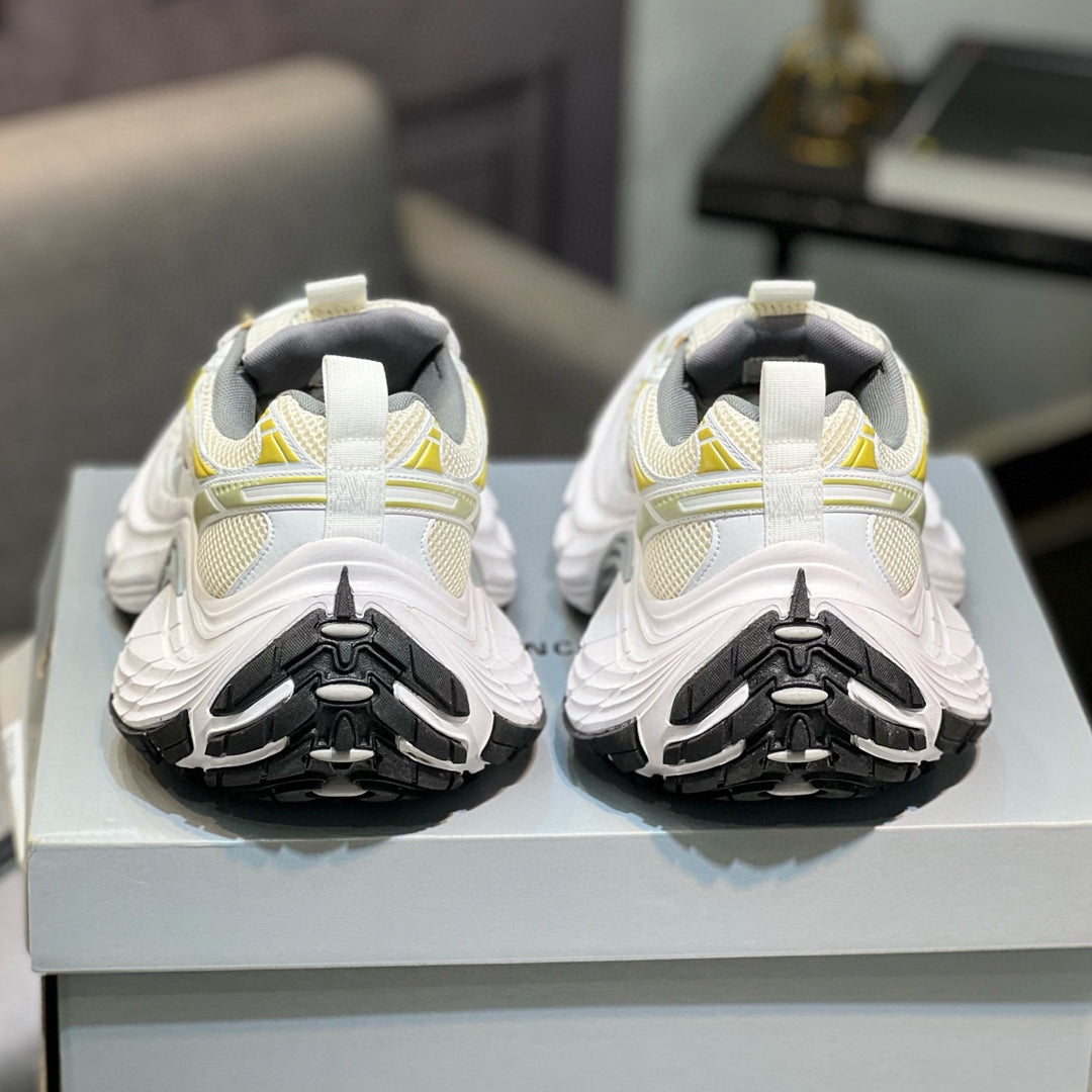 Runway Style Couple's Style Shoe