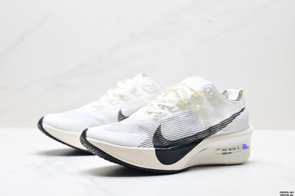 NIKE New Arrivals Running Shoe